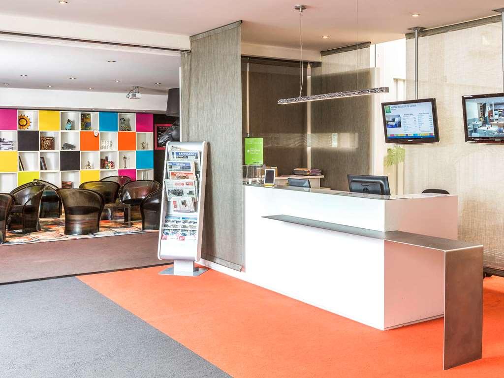 Hotel Ibis Styles Lorient Caudan Exterior foto